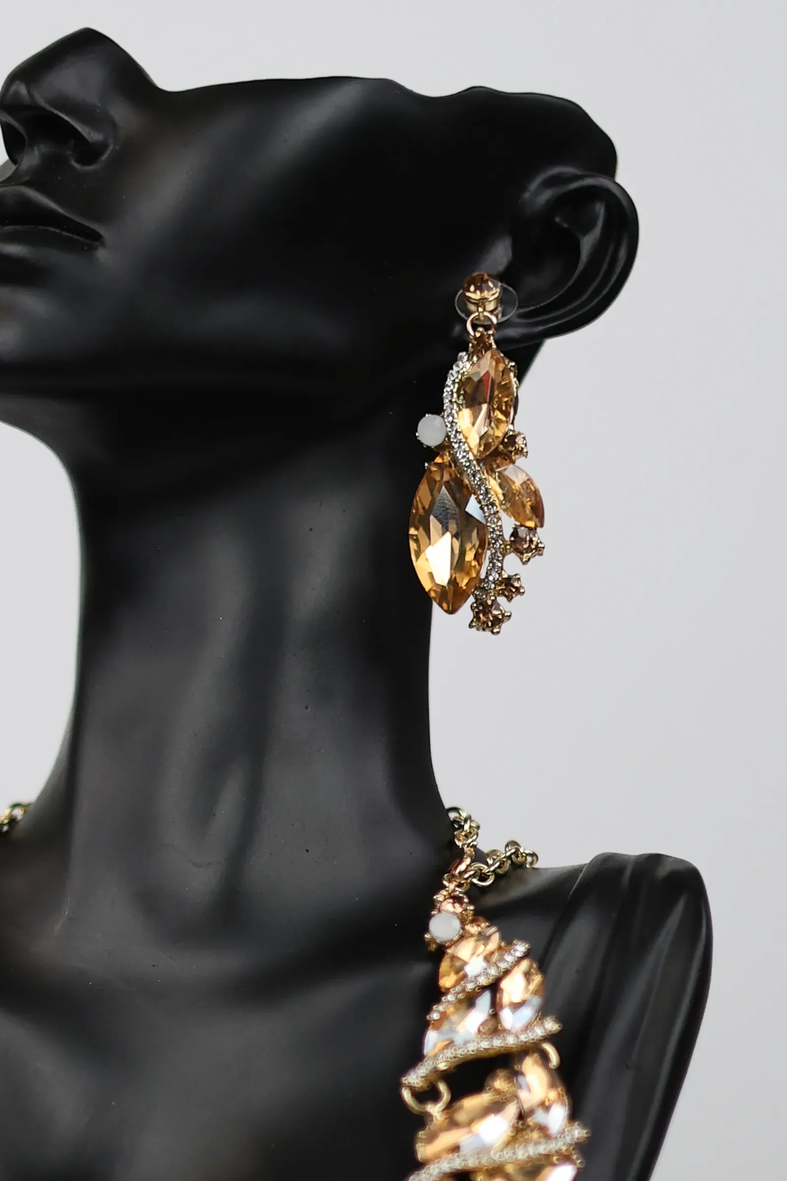 Aksesor gold - Image 3