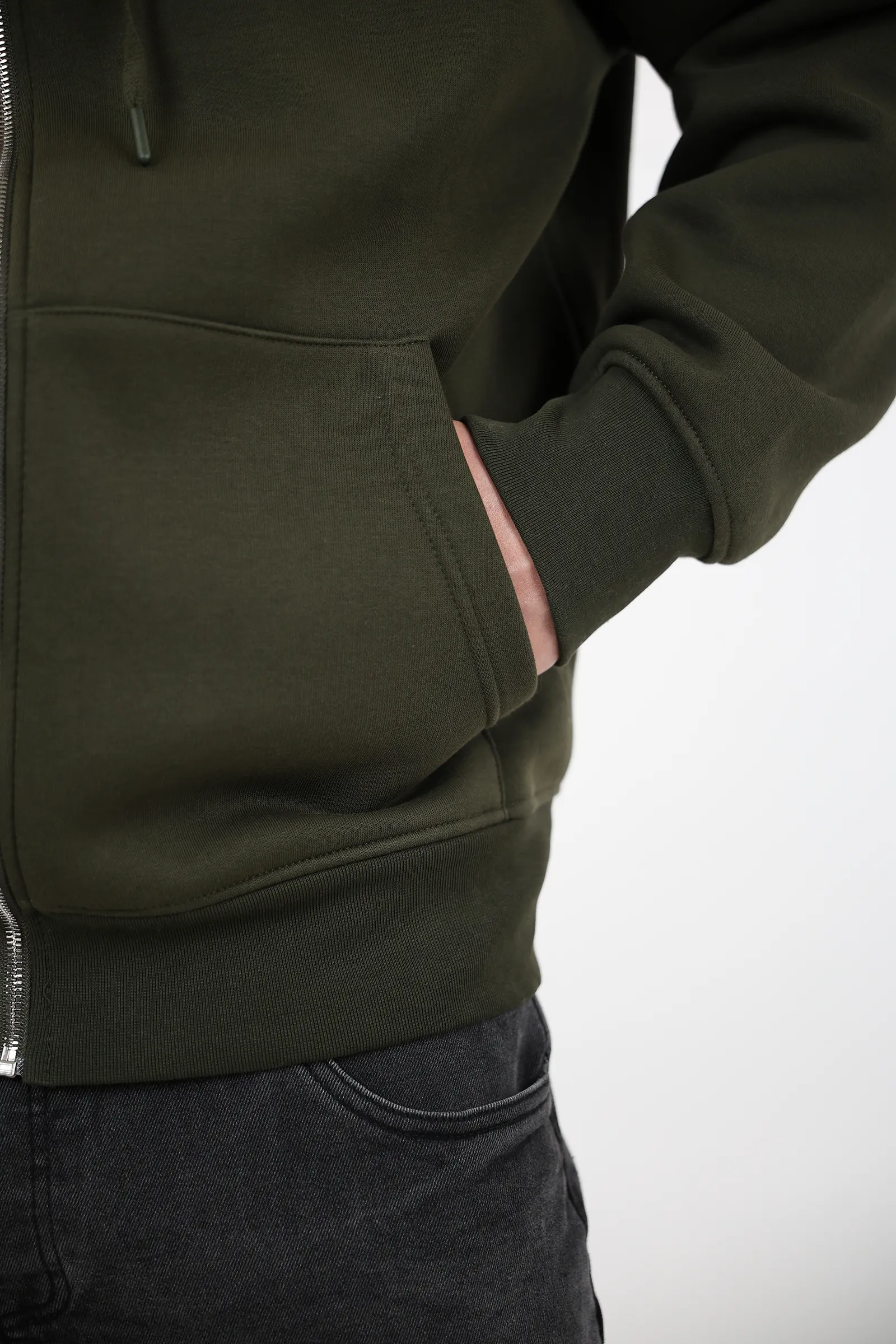 DUKS Chill Sweatshirt - Image 12