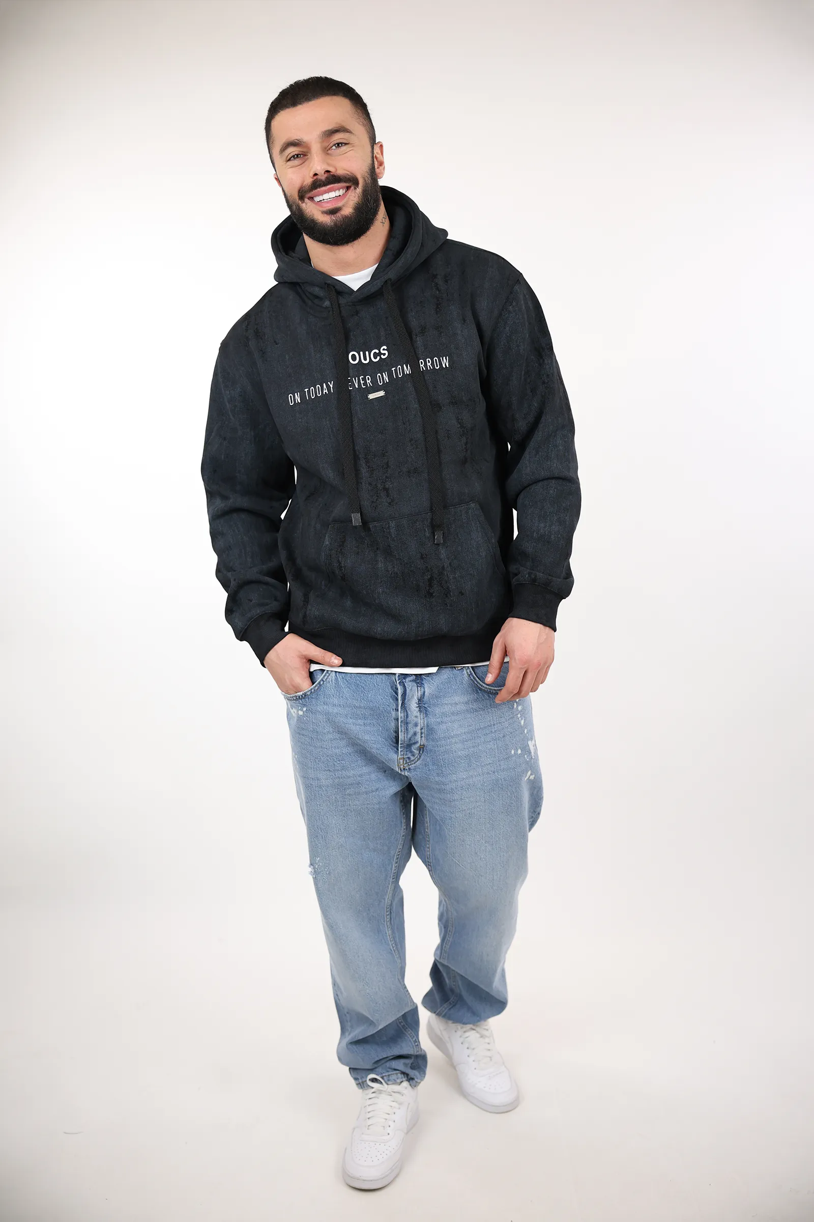 Duks foucs - Image 17