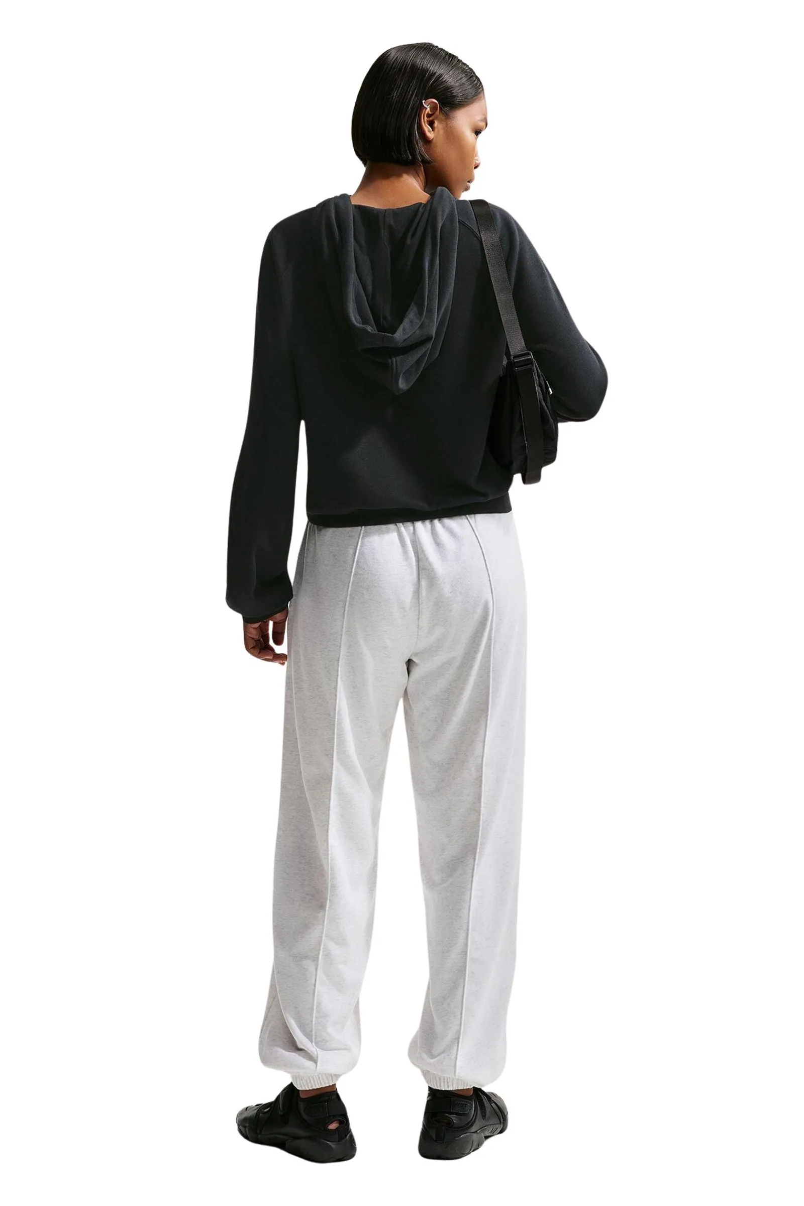 Duks nike sportswear chill fit IF0230-010 - Image 5