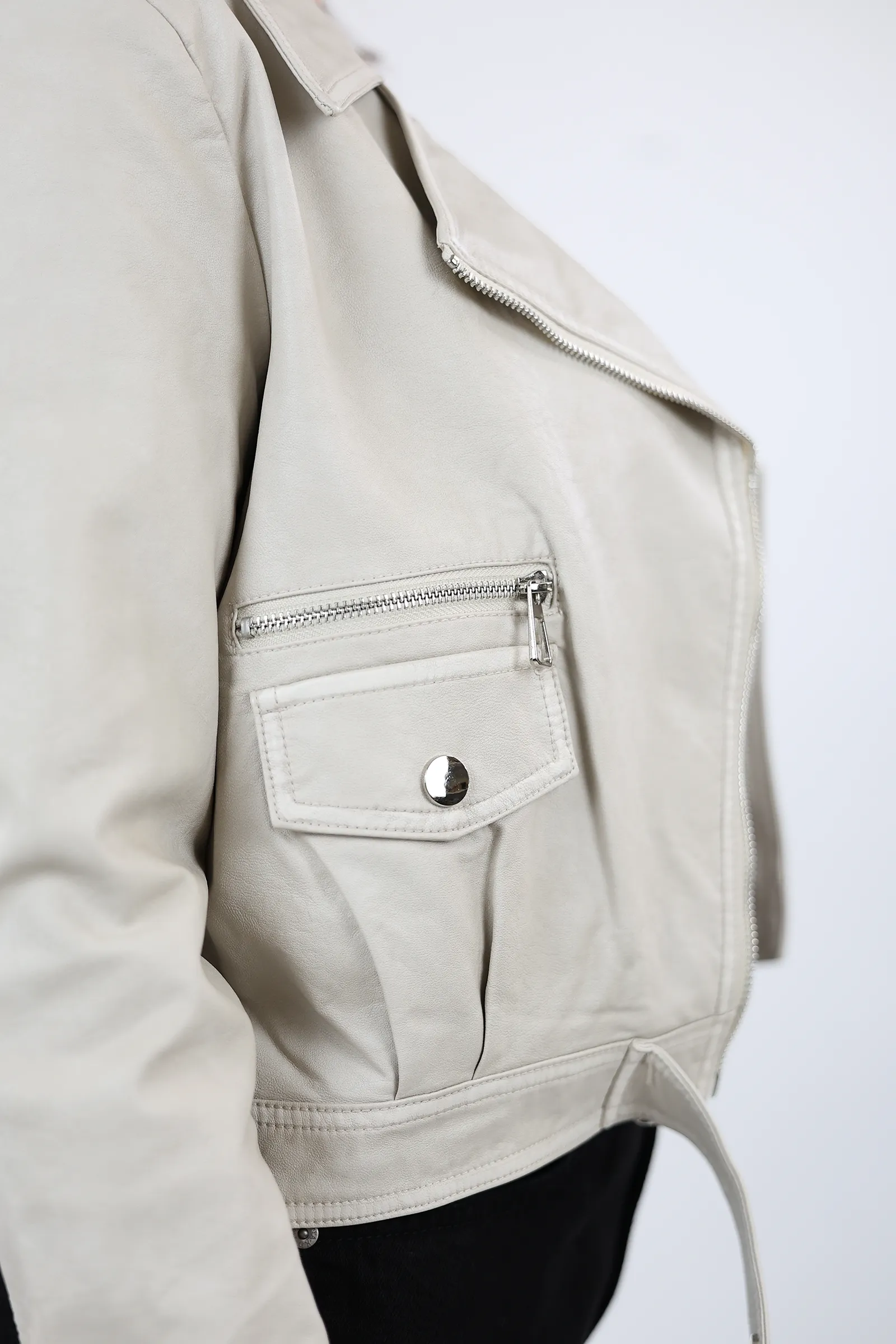 Jakne leather detail - Image 16