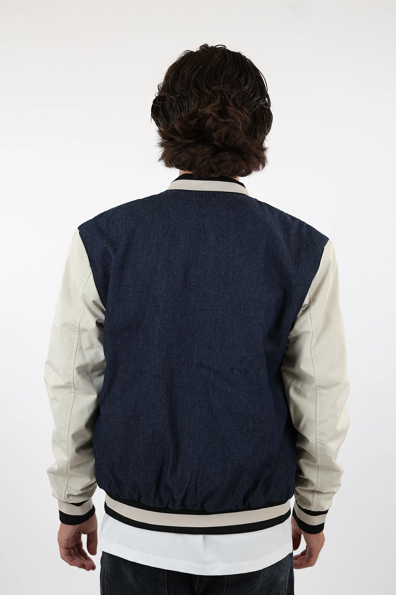 JAKNE S - Image 10