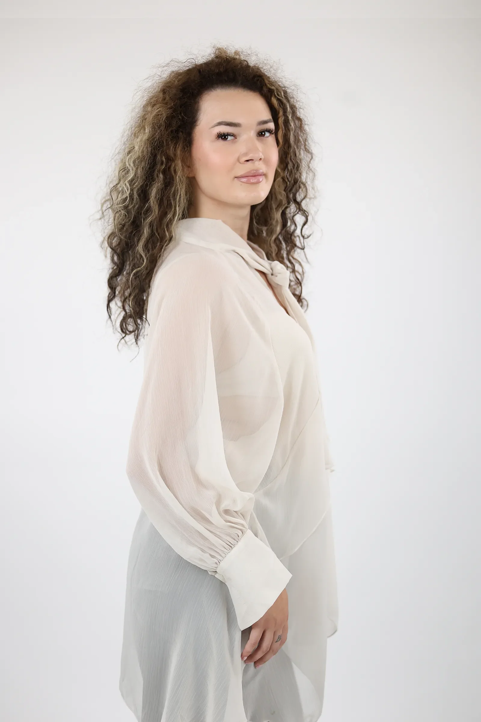 Kemishe delicate touch - Image 5