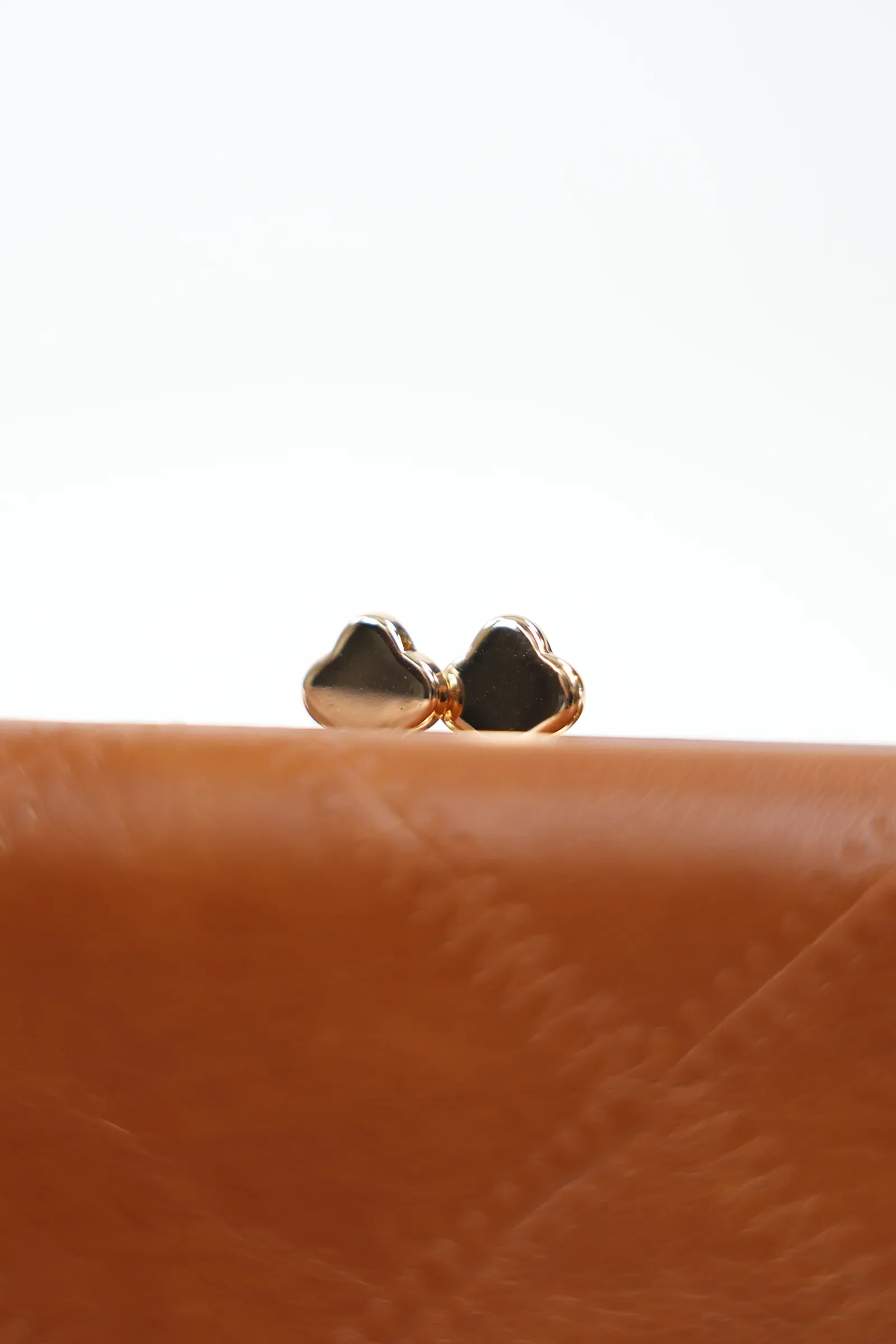 Kulete small brown clasp - Image 10