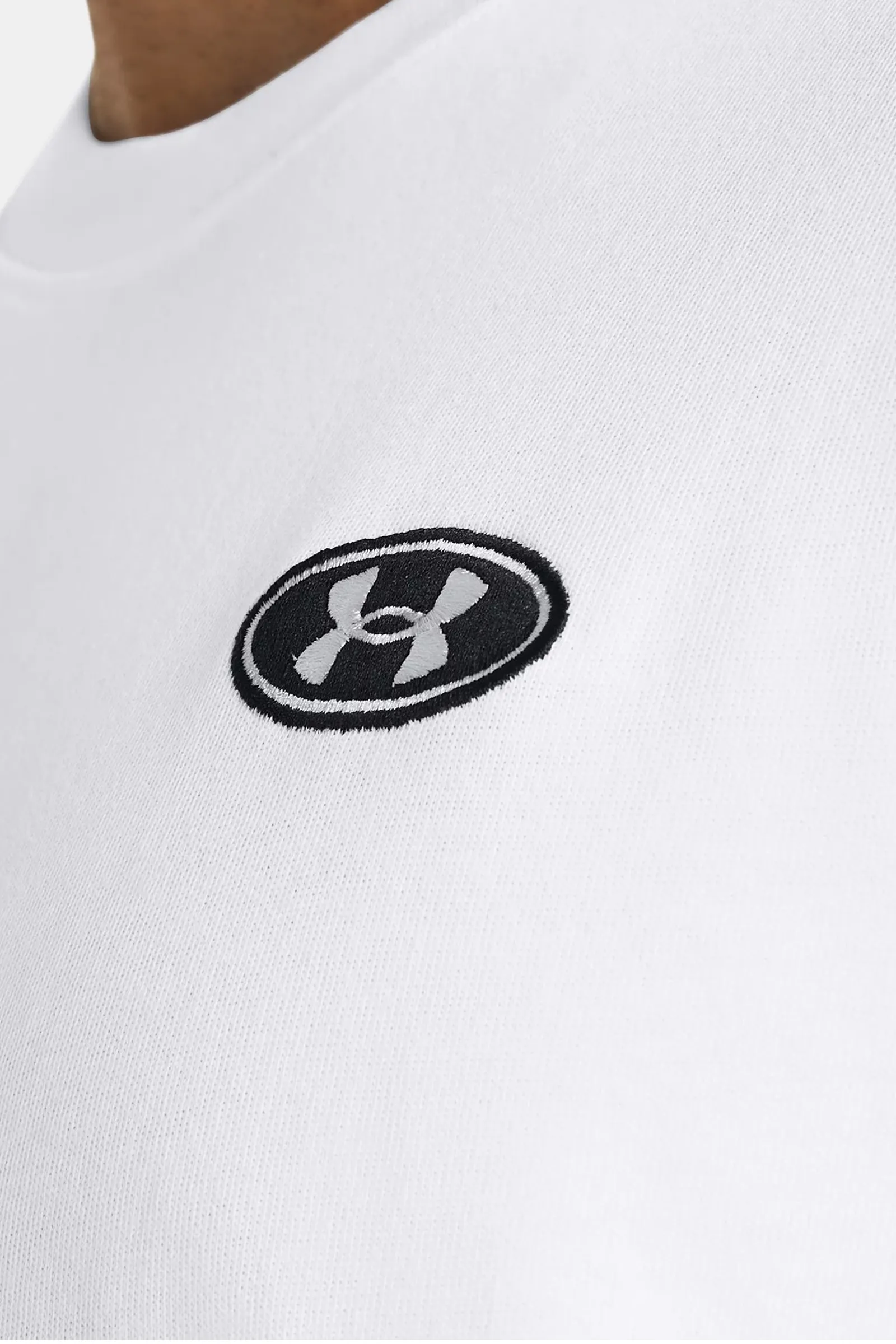 Maice ua heavyweight left chest patch 1382902-100 - Image 3