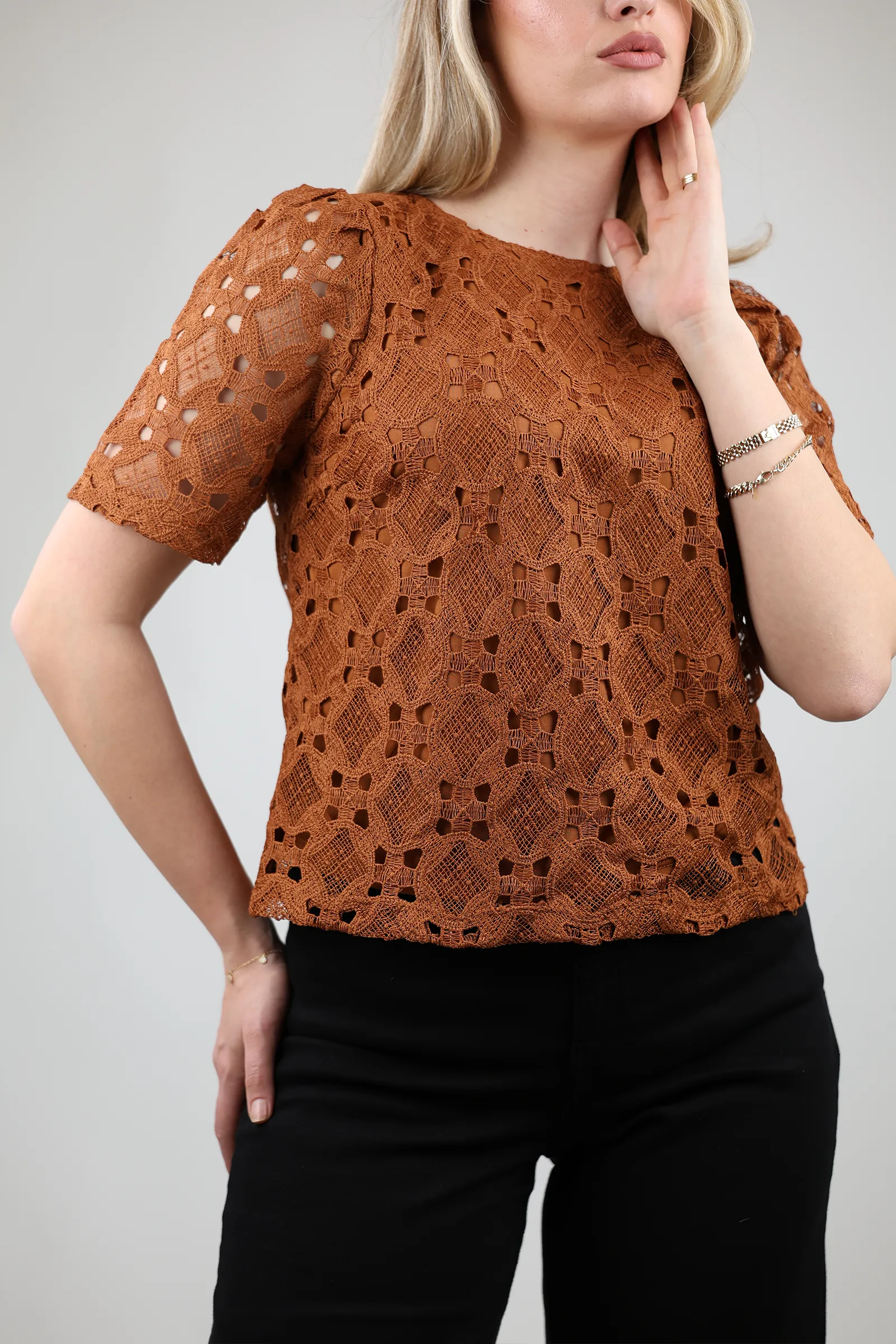 Maice geometric lace - Image 4