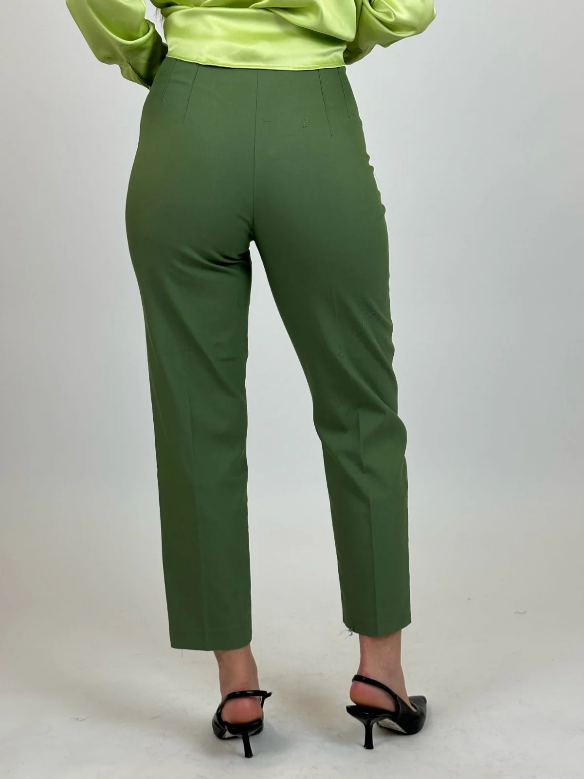 Pantallona lush - Image 2
