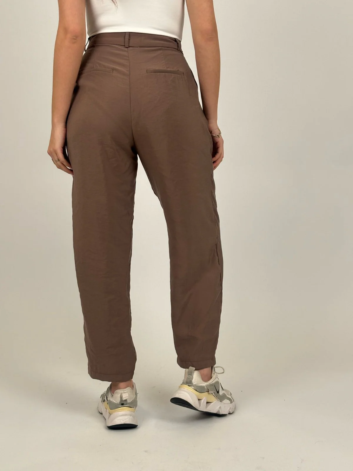 Pantollona motion - Image 10