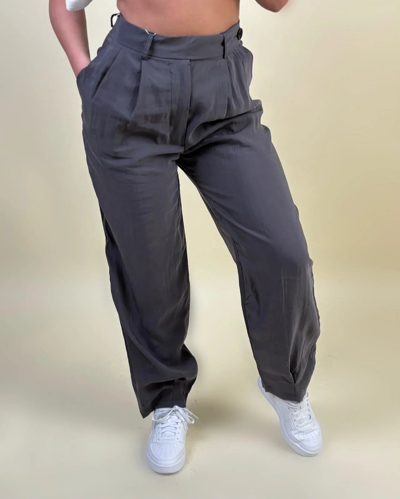 Pantollona motion - Image 3