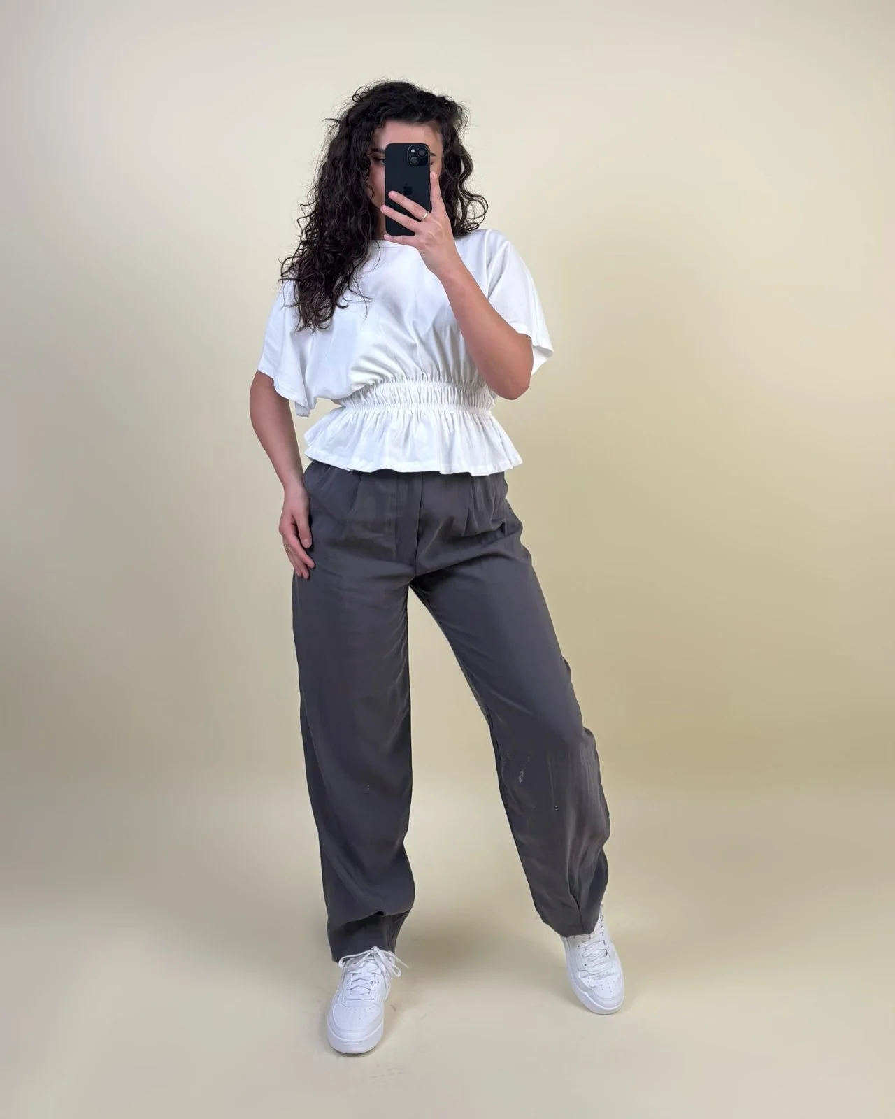 Pantollona motion - Image 5