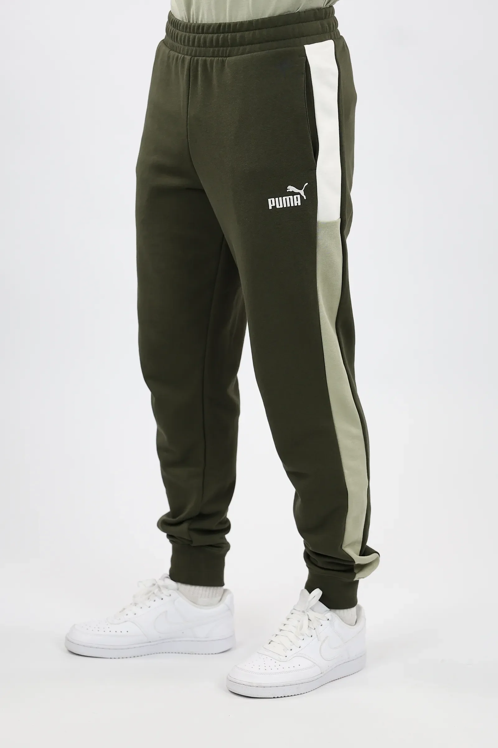 TRENERKA Puma ESS BLOCK SWEATPANTS FL B-BOTTOMS 684689-82 - Image 3