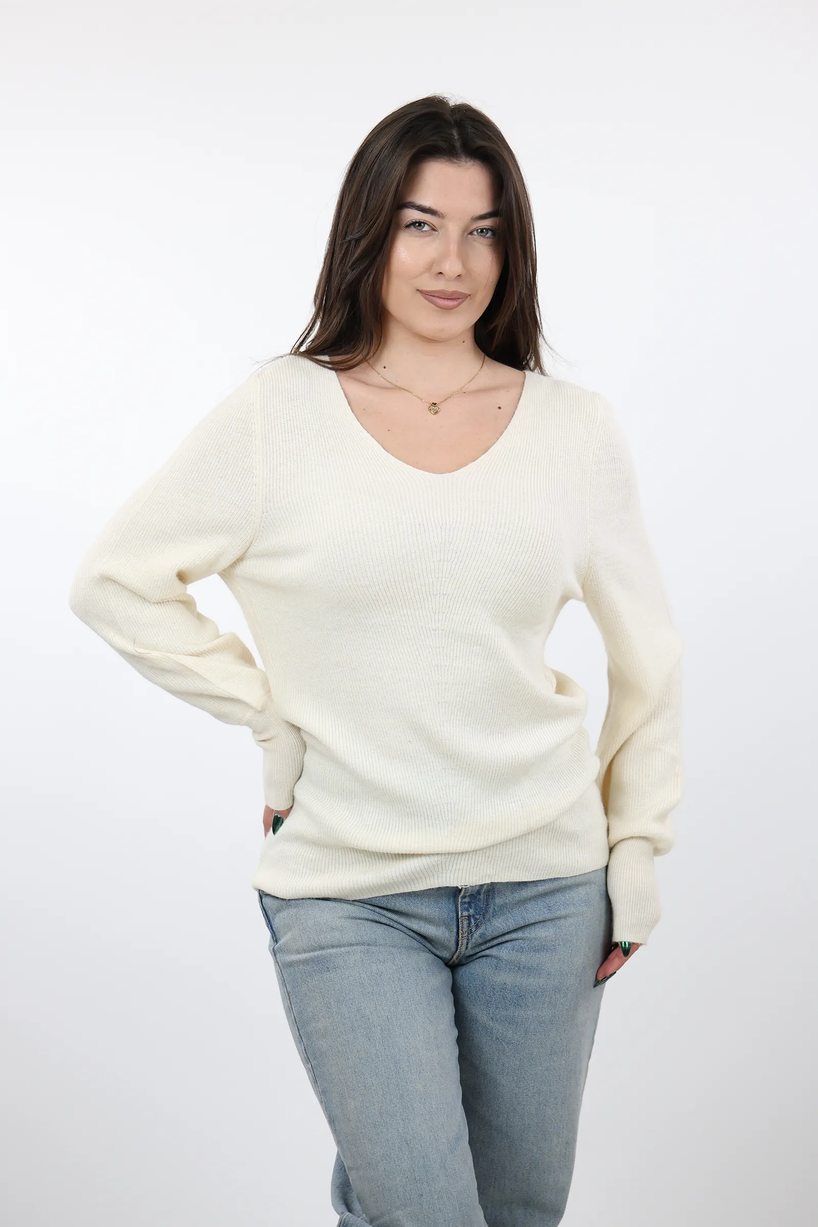Xhemper chuba v-neck - Image 31