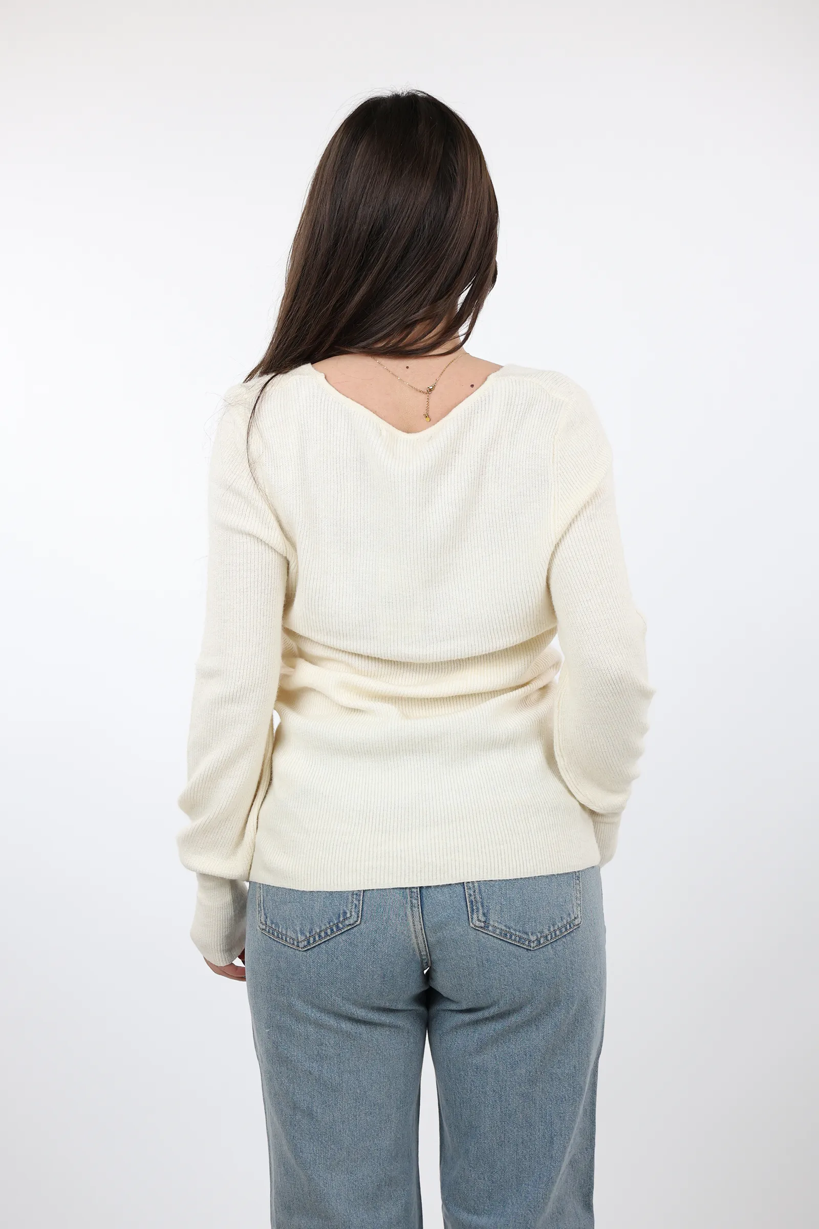 Xhemper chuba v-neck - Image 32